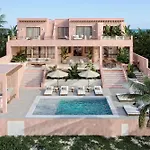 5Br Island Villa, Stunning Views, Saltwater Pool & Concierge