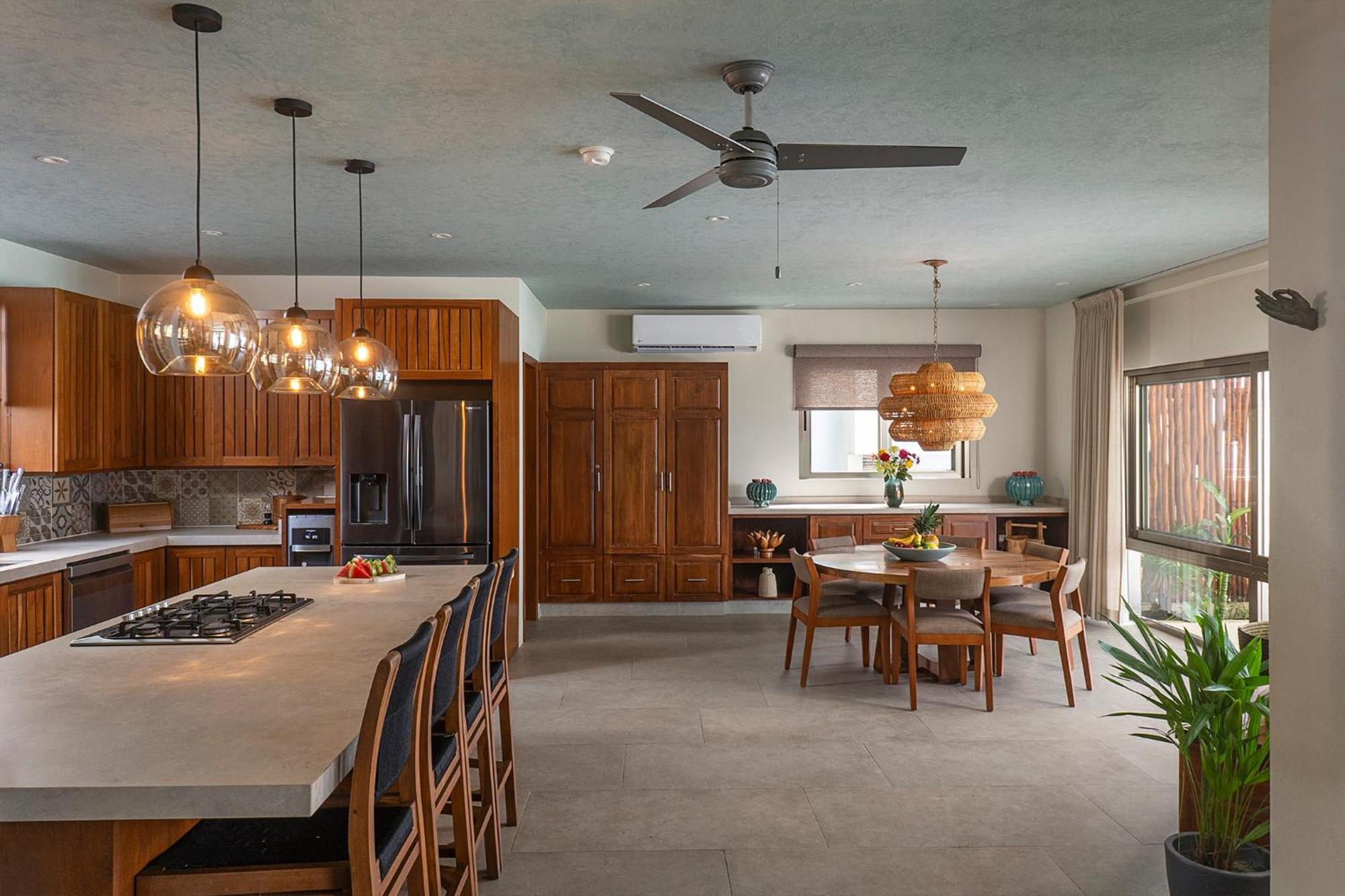 5br Island Villa, Stunning Views, Saltwater Pool & Concierge Isla Mujeres