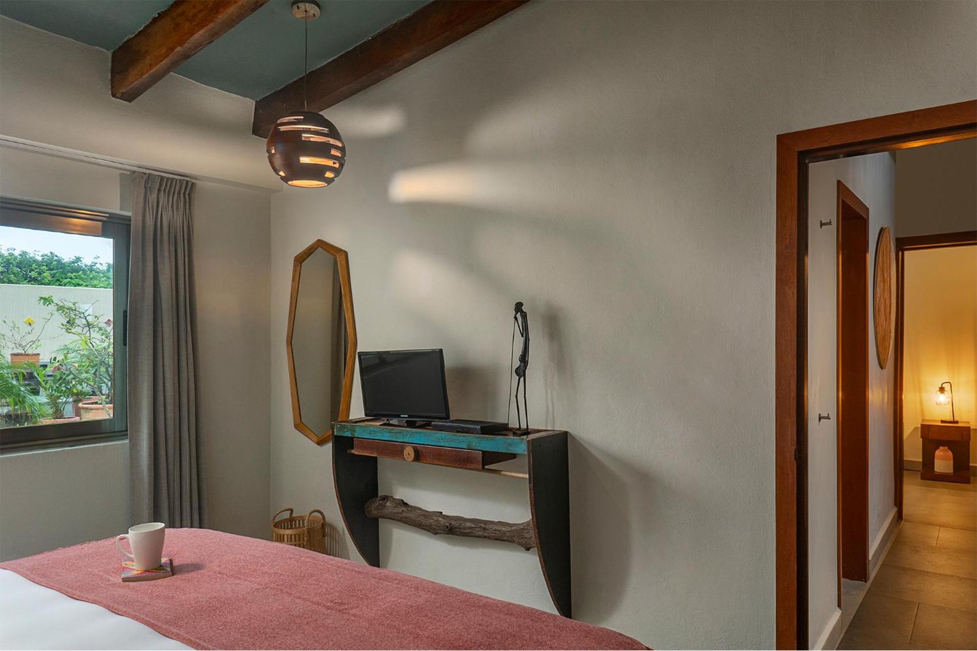 5br Island Villa, Stunning Views, Saltwater Pool & Concierge